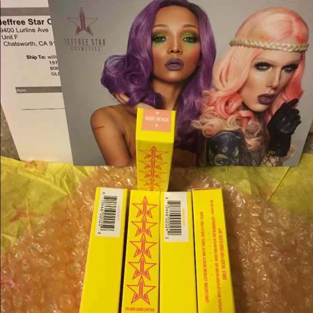 Jeffree star liquid matte limited nude beach
